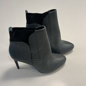 Charles David Booties Gray